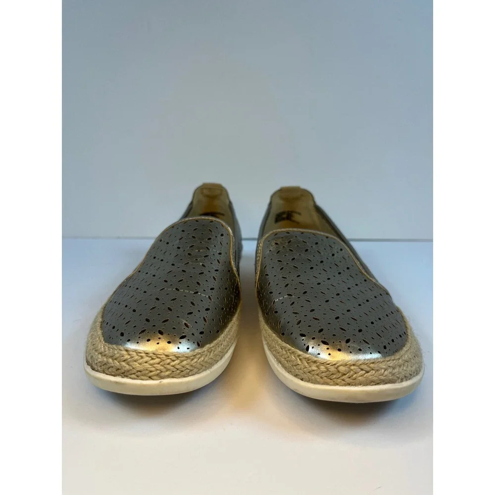 Earth Spirit Womens Gold Metallic Laser Cut Espadrille Slip On Loafers Size 9